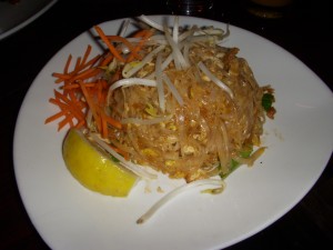 Chicken pad thai