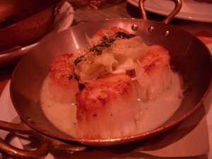 Seared diver scallops