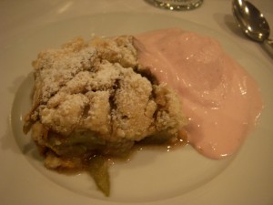 Apple crisp with strawberry ice cream